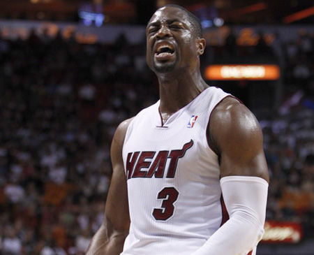 伦纳德通过 伦纳德通过