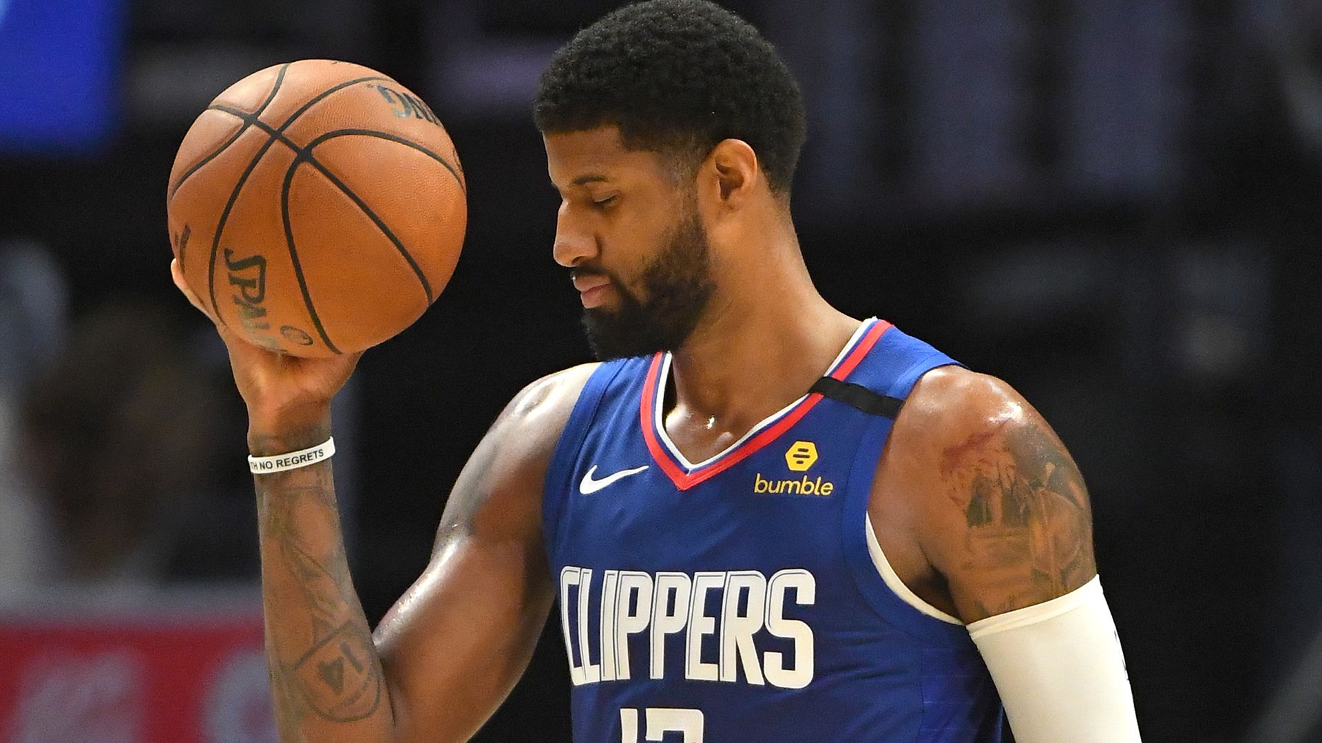 避免中路被 避免中路被