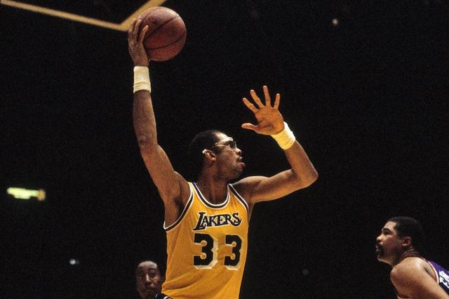 套边边后卫 套边边后卫